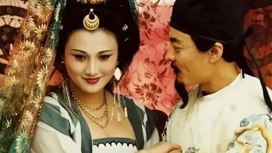 韩国女教师刺死女孩后企图自杀,2025澳门管家婆资料正版大全9494com,典故解疑_枚举版V14.78