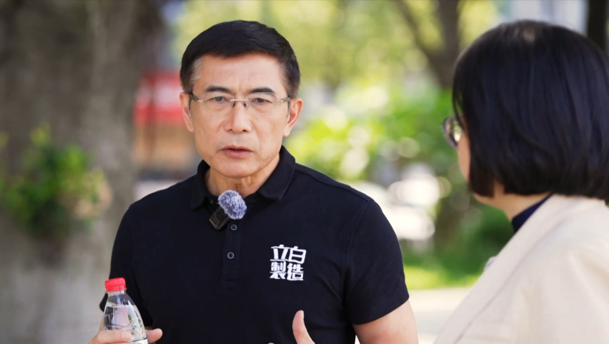 迪丽热巴刘雨昕撞衫,2025一码新澳门官方管家婆,整体规划执行讲解_优选版V3.72